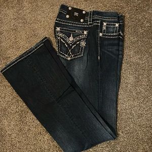 Like new! All jewels intact